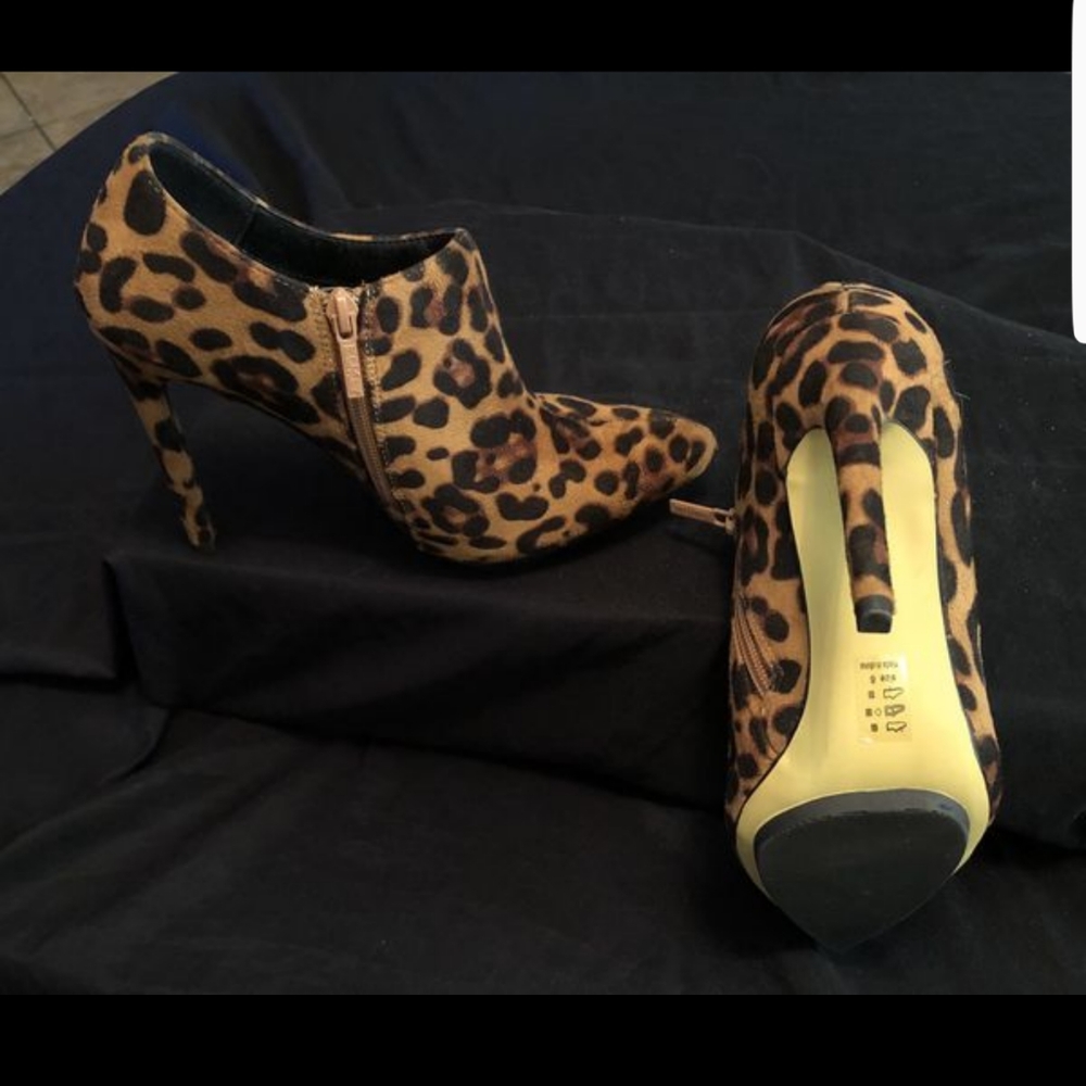 Women’s Ladi-Leo Leopard Print Ankle Booties